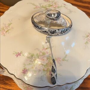 Vintage Elegant Silver and Black Three Piece Jewelry Set